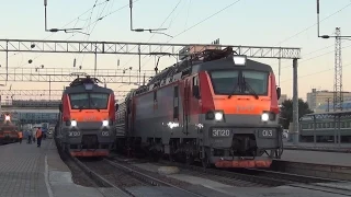 Электровоз ЭП20-013 с поездом №102 Москва — Адлер