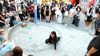 RED CREW: EUNBI. AMAZING ALLURING BUSKING SELECTION. HONGDAE STREET. GANGYONG: GOOD MC.