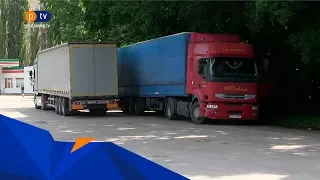 Заборону на рух вантажівок під час спеки в Полтаві ввели, а знаків не поставили