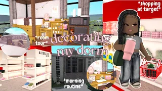 DECORATING MY DORM ROOM! *SHOPPING AT TARGET* || Bloxburg Roleplay