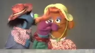 Classic Sesame Street - A Spoonfull of Sugar