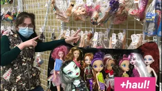 Thrift store doll hunt vlog! Barbie, La Dee Da, Monster High, Ever After High, Bratz & Descendants!