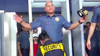 PNP chief makes Holy Week inspection of bus terminals, MRT