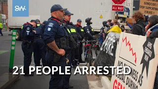 21 pro-Palestinian protesters arrested in downtown Halifax | SaltWire #halifaxnovascotia #palestine