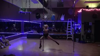 Dezi Polelevation Spring Showcase