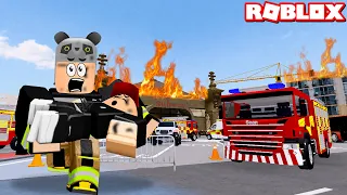 İtfaiyeci Oldum! Yaralı İnsanları Kurtarıyorum!! - Panda ile Roblox Emergency World Wide