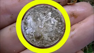 Metal Detecting My Best Coin Spill EVER!