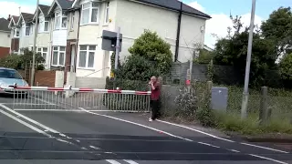 Totton Level Crossing 05/06/2015 MISUSE