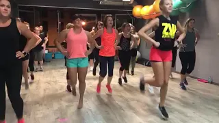 MAMA OSTRZEGAŁA ZUMBA Z PAULĄ FORMA5 CLUB