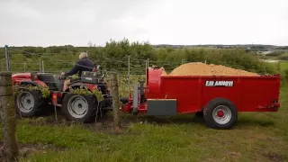 ANNOVI vineyard manure spreader/spandiletame per vigneto MOD A25
