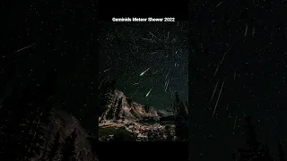 Geminids Meteor Shower 2022: The Night Sky Glitters #shorts #meteor #space