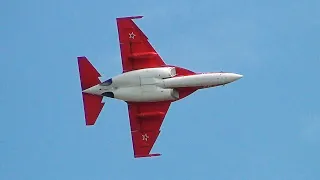 Эффектный пилотаж на Як-130 | Spectacular aerobatics Yak-130