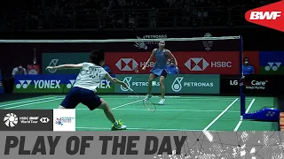 HSBC Play of the Day | Ratchanok Intanon stuns Chen Yu Fei with this exhausting point