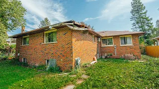 A UNSETTLING Look inside This ABANDONED Retro 1960's Time Capsule Home l EVERYTHING LEFT BEHIND