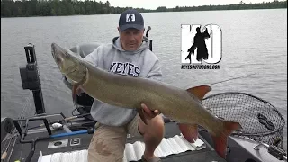 Fishing the Wisconsin River for GIANT River Muskies