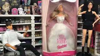 WeddingWednesday: 2/14/24 - 1999 Club Wedd Barbie Unboxing, Review, compared to Modern Barbie