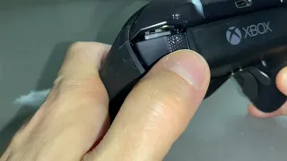 Quick and easy fix for sticky trigger on XBox Elite Controller Series 2 and Xbox Series S/X Controls