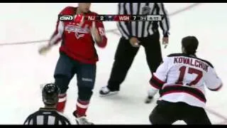 Mike Green vs Ilya Kovalchuk - Capitals Devils 10/09/10