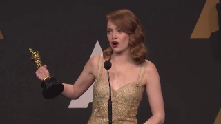 Emma Stone habla por primera vez 'sobre' el Oscar con Fabian Waintal
