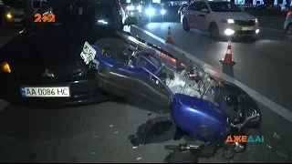 На бульварі Дружби народів мотоцикліст не впорався із керуванням – його забрали на швидкій
