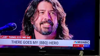 Dave Grohl feeds the homeless in the sleet  and hail. My Hero🥰