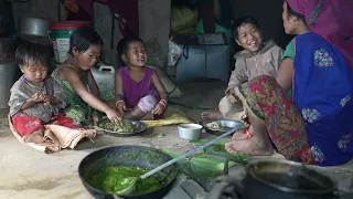 Curry recipe of green nettles || Nepali village life || Traditional life