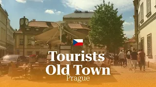 Tourists in Old Town - Prague, Czech Republic #prague #oldtown #czech