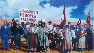 Cumhuriyet Hürriyet Demek Çocuk Şarkısı