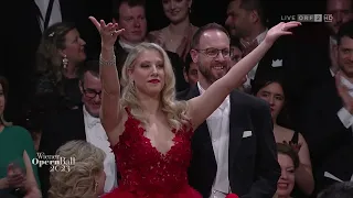 Opernball 2023 - Einzug & Studentenpolka