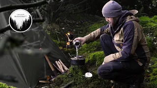 UK Solo Bushcraft Wildcamp - Canvas Lavvu Tent, Wool Blanket, Rain, Usnea, Mountains,