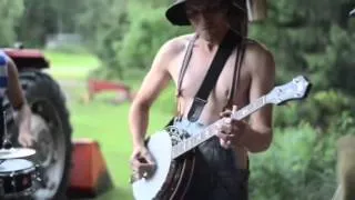 ACDC Steve n Seagulls Thunderstruck