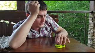 Мальчик со спиннером.Spinner