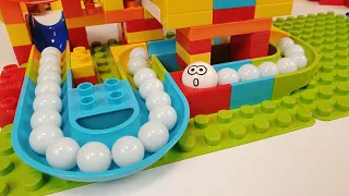 Satisfying Marble Run Building Blocks Marbles balls are mesmerizingly rolling through the maze