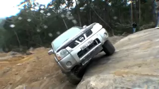 Nissan Navara D22 rock climb at Lithgo - Clip 04