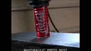 Гидравлический пресс VS Банка Coca-Cola.