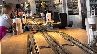 Model Railroad Restaurant Burger Delivery