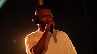 Frank Ocean - Pyramids [Live at Way Out West] (10/08/17)