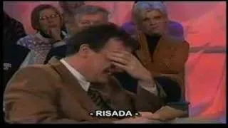 Apresentador rindo de entrevistado (Legendado)