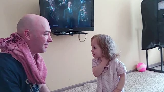 Реакция дочки на папу без бороды. Daughter's reaction to dad without a beard