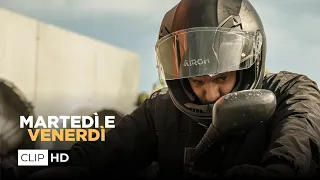 Martedì e Venerdì | CLIP 2 | Dal 22 febbraio al cinema