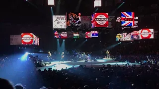 METALLICA - SPIT OUT THE BONE DEBUT LIVE (London 24/10/2017)