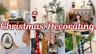 NEW *CHRISTMAS DECORATE WITH ME * 2023 🎅🏼🎄🎁 | Kitchen Christmas Decor w/ DIY Christmas Decorating