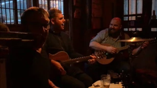 Irish folk songs at the Harbour Bar outside Dublin