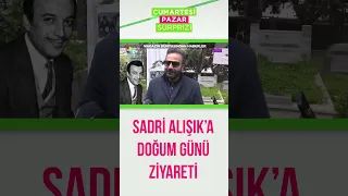 Sadri Alışık'ın doğum gününde ailesi ve sevenleri mezarını ziyaret etti