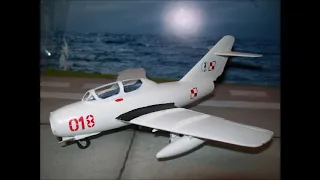 Lim-2SB/MiG-15 UTI Polish Navy ,, White Lady'', KP models, 1:72, classic model, vintage