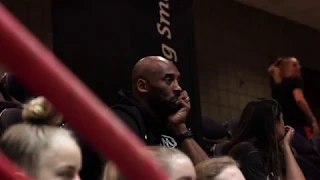 Kobe Bryant visits the Phoenix Mercury