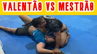 VALENTA0 QUE APAVORA UMA CIDADE ACHOU O DELE AO INVADIR ACADEMIA DE JIU JITSU