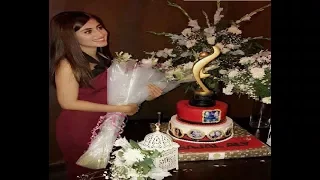 Sajal Ali Celebrates  His Movie Mom  With Her Family  Members