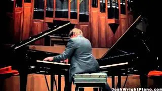 FANTASTIC! Josh Wright plays two Grand Pianos at Once - La Campanella