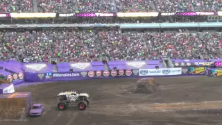 2015 World Record Double Front Flip Monster Jam MaxD